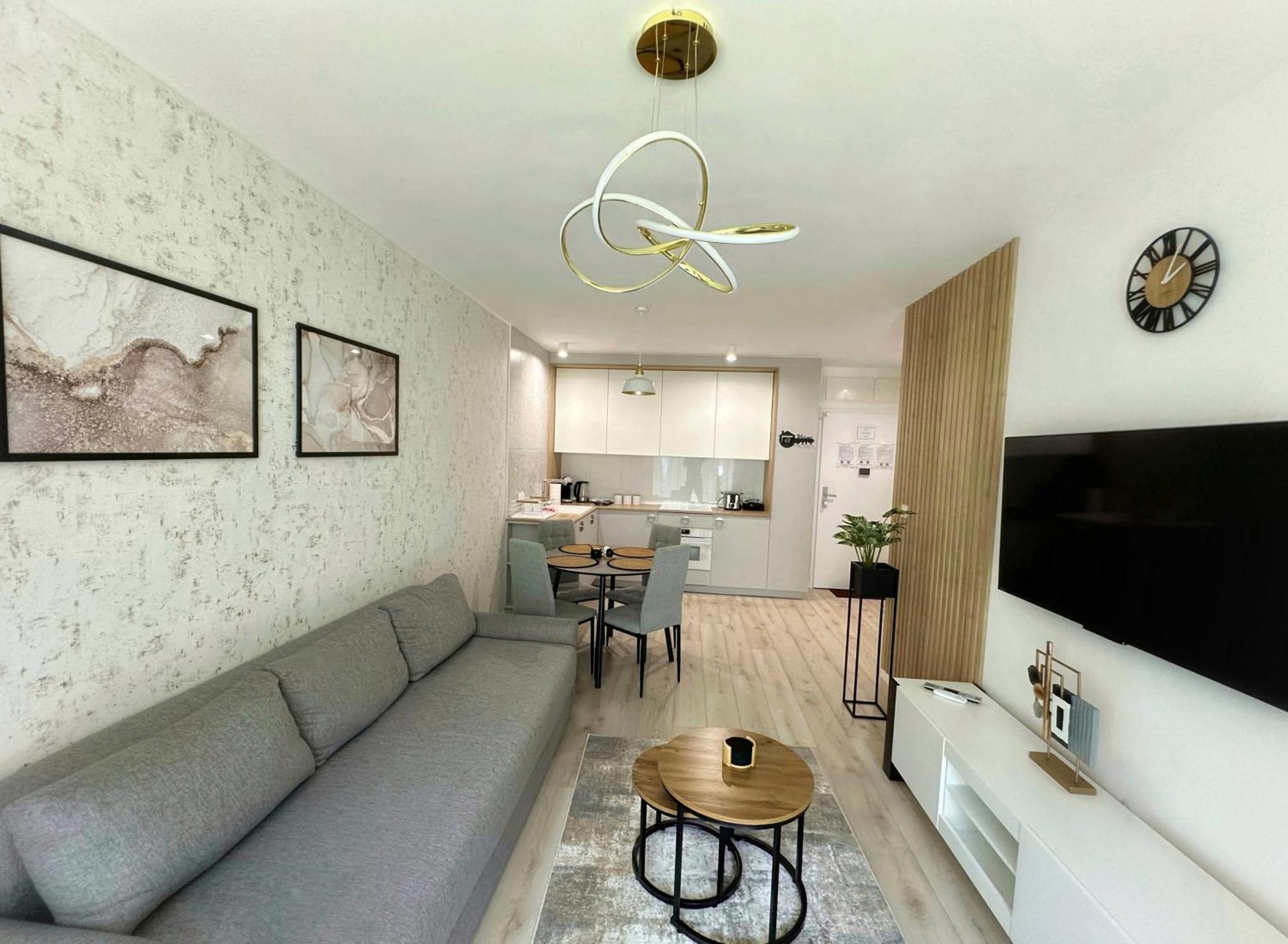 Apartament Whiteblue Kolobrzeg Z Duzym Ogrodkiem - 100 M Od Plazy! Whiteblue Kolberg Apartment Mit Grossem Garten - 100 M Vom Strand Entfernt! Whiteblue Kolobrzeg Apartman S Velkou Zahradou - 100 M Od Plaze! Exterior foto